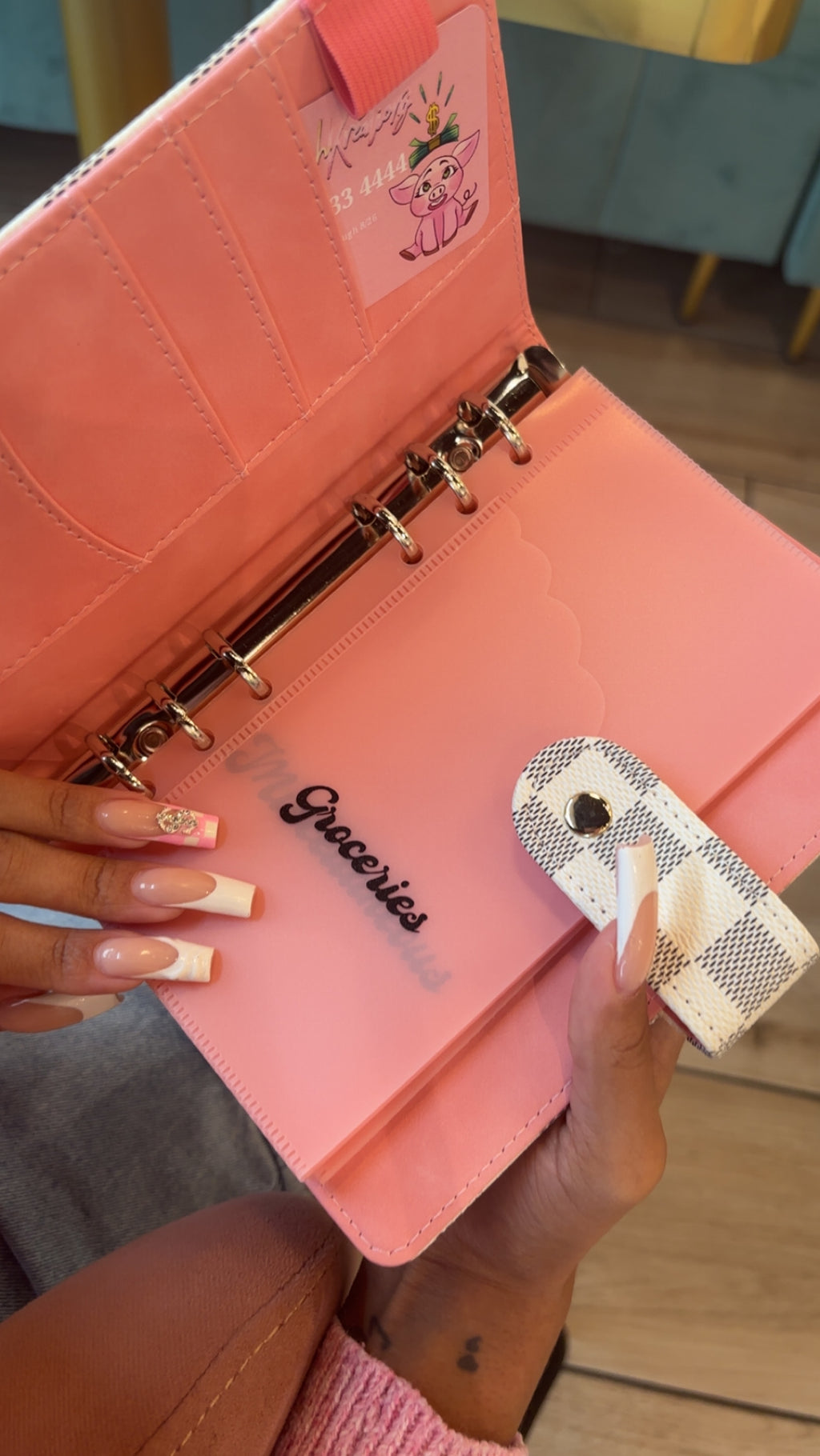 A6 White checkered binder