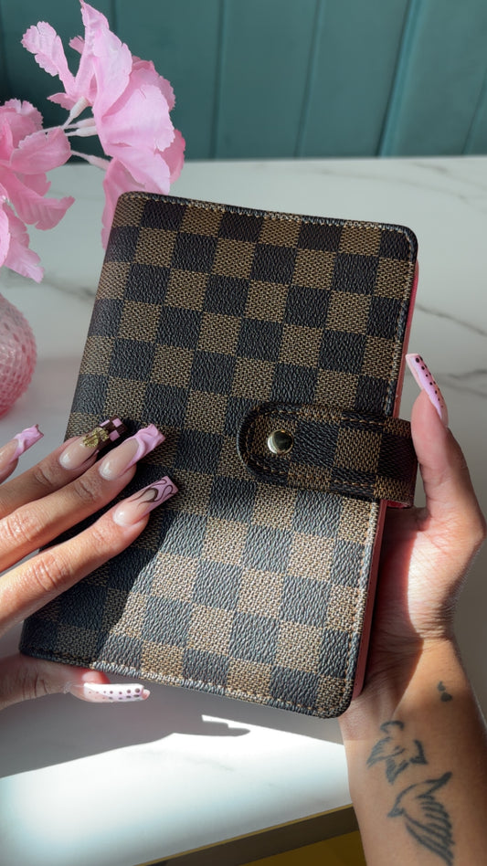 A6  Brown Checkered Budget Binder